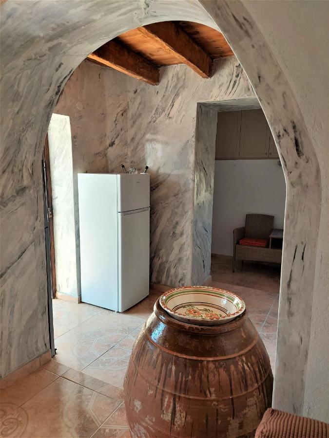 Lakena Traditional House Menetaí Zewnętrze zdjęcie